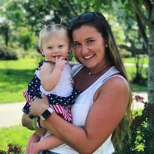 Meet your Posher, Calynne